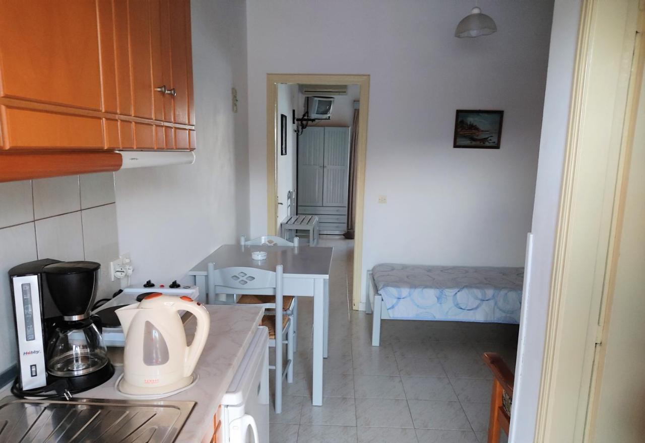 Aparthotel Anaxos Hill Extérieur photo